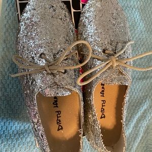 Dirty Laundry size 7 glitter shoes. Never worn. In original box